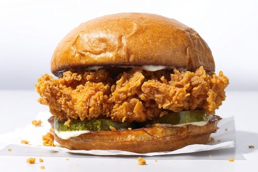 Popeyes is trolling Taco Bell over its ‘Chicken Sandwich Taco’ item, suggests alternate idea