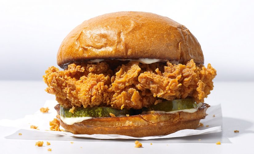 Popeyes is trolling Taco Bell over its ‘Chicken Sandwich Taco’ item, suggests alternate idea