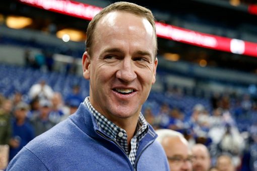 Peyton Manning rides in luxury on way to Super Bowl LV