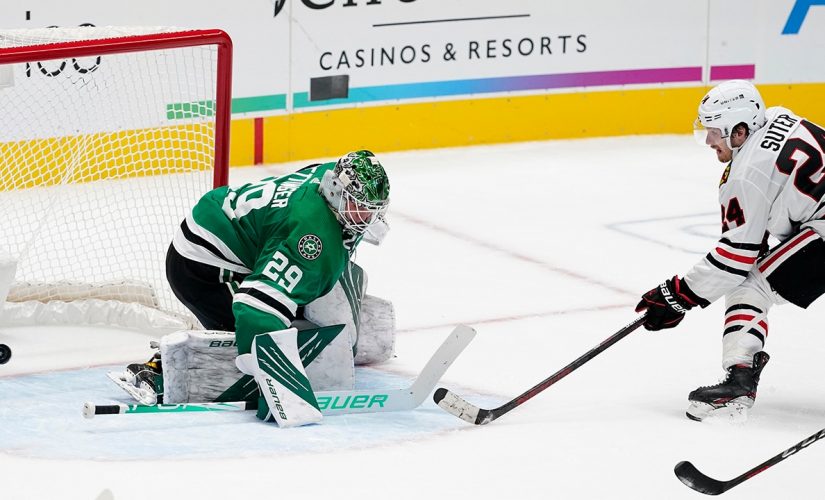 Suter scores winner as Blackhawks edge Stars 2-1 in OT again