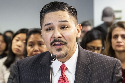 NYC schools chancellor resigns, citing COVID-19 personal toll