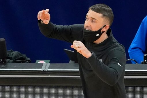 Timberwolves fire Saunders after parts of 3 seasons as coach