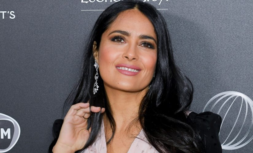 Salma Hayek stuns in makeup-free photo for ‘selfie sunday’