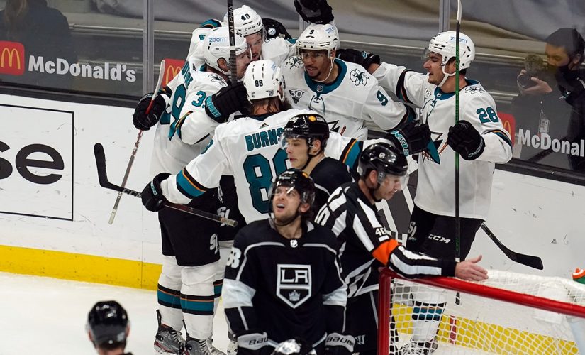 Sharks score late, then sink Kings 4-3 in shootout