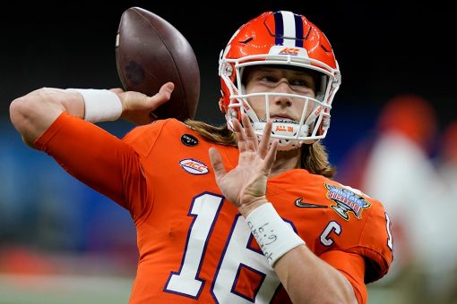 Expected top pick Lawrence throws for Meyer, NFL teams