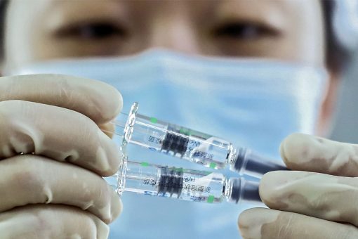 US rushes to catch up in race to detect mutant COVID-19 variants