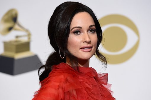 Kacey Musgraves joins celeb pile-on against Ted Cruz, hawks T-shirts to raise storm-relief cash