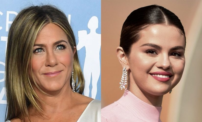 Jennifer Aniston, Selena Gomez are all smiles in latest Instagram photo