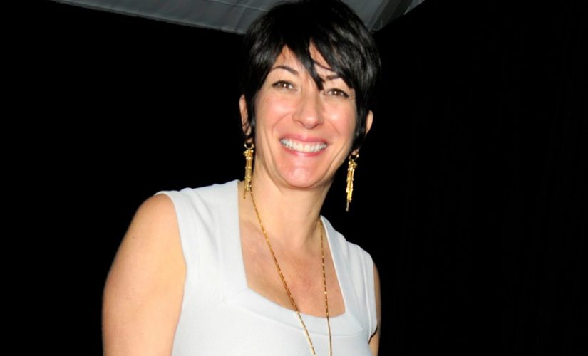 Ghislaine Maxwell offers to give up UK, French citizenship to get out of jail