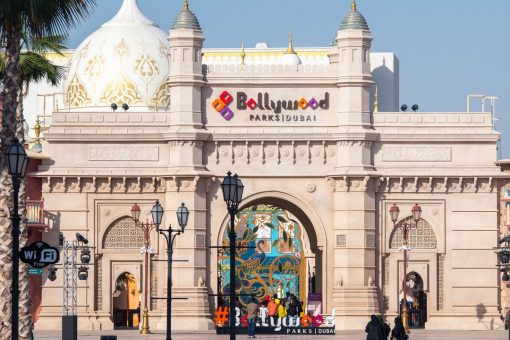 Dubai theme park opens tallest swing ride in the world