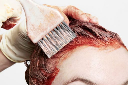 Woman rinses out hair dye at car wash in viral TikTok video