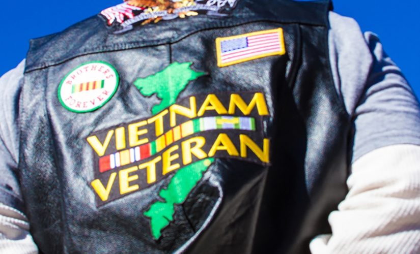Vietnam vet, 82, fights off armed home intruder who attacked wife: cops