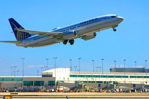 Passenger uses pepper spray on airplane preparing to take off: ‘Everybody started coughing’