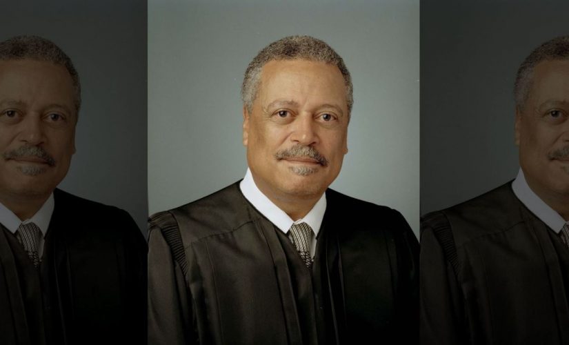 Emmet Sullivan, federal judge in Flynn case, announces retirement from full-time service on bench