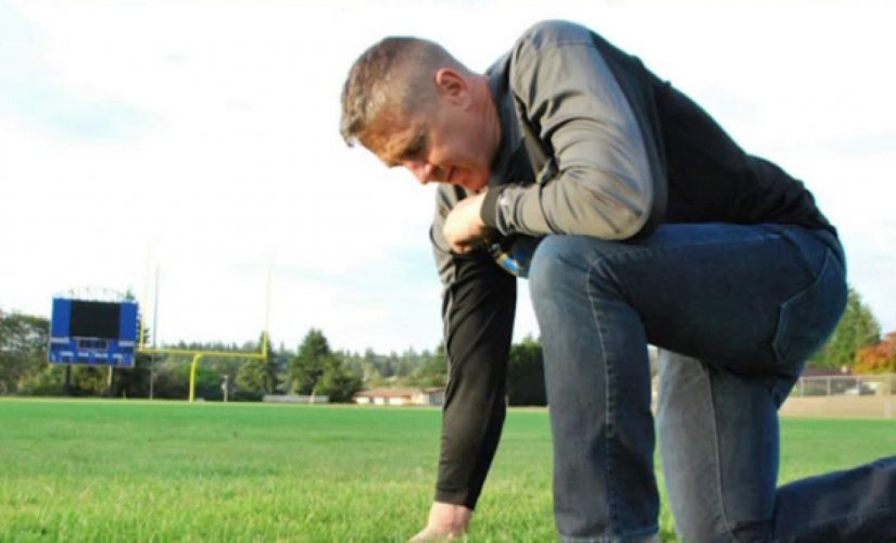 Ex-high school football coach still fighting five years after he was fired for praying on field