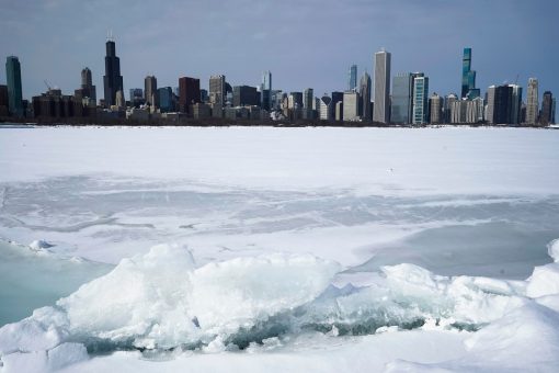 Winter storm forecast: Major Midwest, Northeast cities to get around a foot of snow