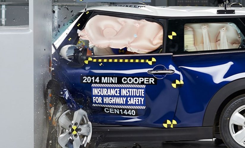 Small cars could be behind higher female crash injury rates, study finds