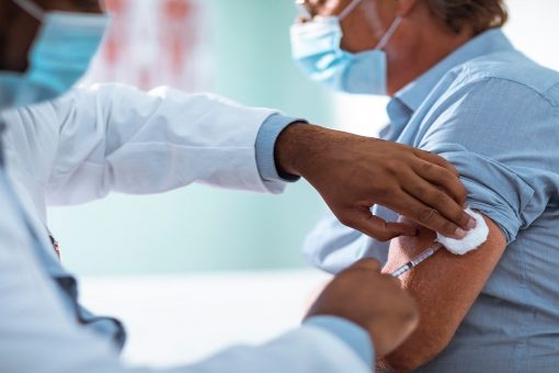 Storm-related COVID-19 vaccine delays preventing NYC from scheduling appointments, de Blasio says