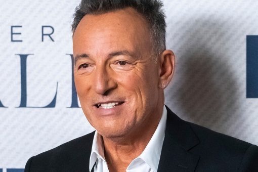 Bruce Springsteen pleads guilty to 1 charge in DWI case, judge orders him to pay $500 fine