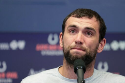 Andrew Luck, Sam Darnold ‘two options’ to help solve Bears’ quarterback woes, ex-NFL GM says