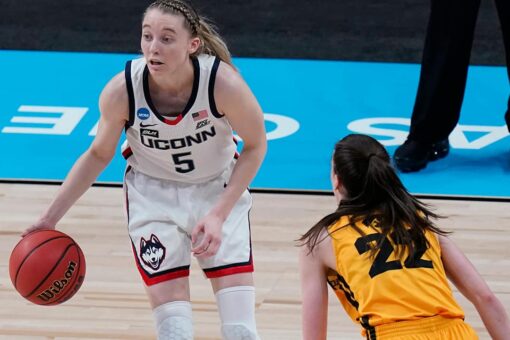 Williams, Bueckers lead UConn past Iowa in NCAA Sweet 16