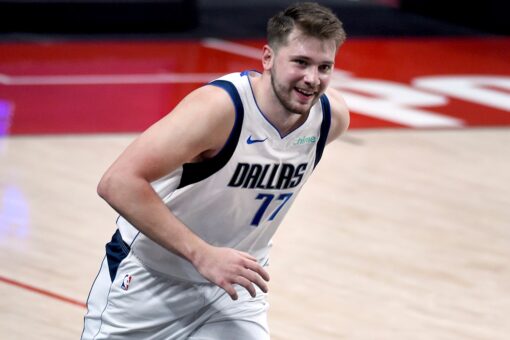 Doncic scores 37, Mavericks rout Trail Blazers 132-92