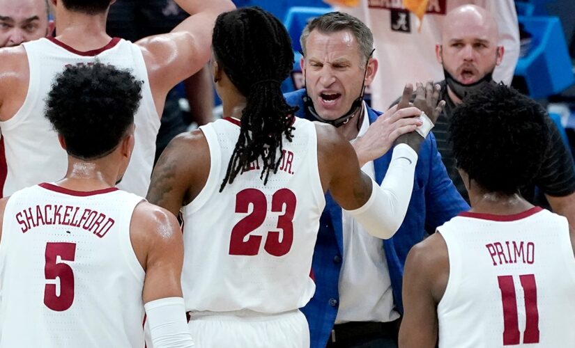 Shackelford, Alabama roll past Maryland and into Sweet 16