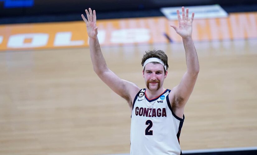 Timme’s time is now as key to Gonzaga’s bid for perfection