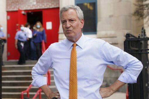 De Blasio says New York police should confront hateful but noncriminal conduct