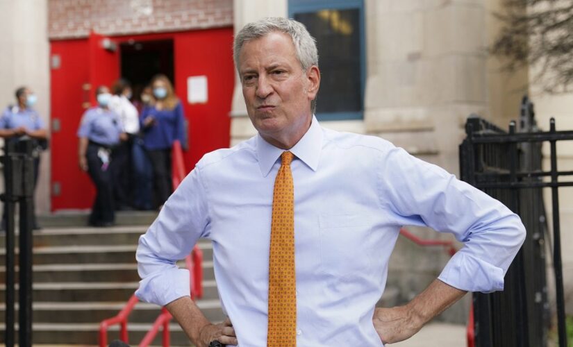 De Blasio says New York police should confront hateful but noncriminal conduct
