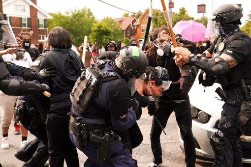 Kentucky bill would make it a crime to insult police officers