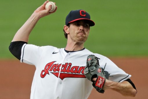 Sigh and Cy: Bieber tagged, Bauer sharp in Dodgers debut