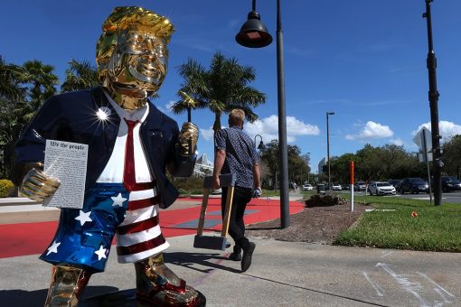 Liberal Twitter users apparently fooled by fake image of evangelicals praying over golden Trump statue