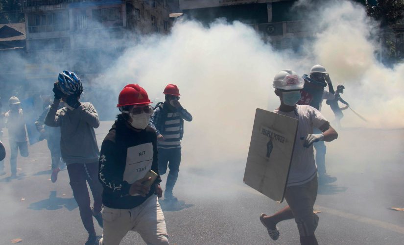 Burma military clash with protesters leaves 18 dead, about 1,000 detained including journalist