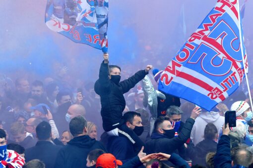 Rangers fans defy lockdown to celebrate 1st title in decade