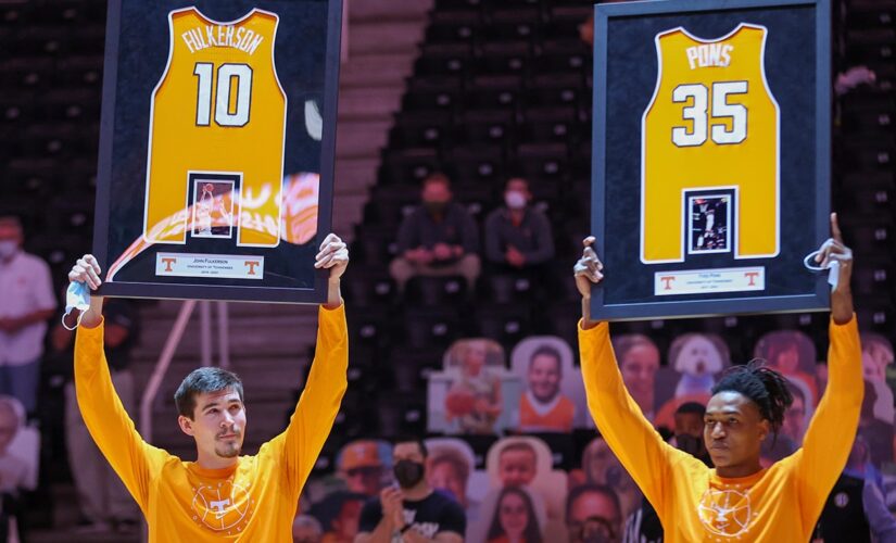 Vols beat Florida 65-54, earn No. 4 seed in SEC tourney