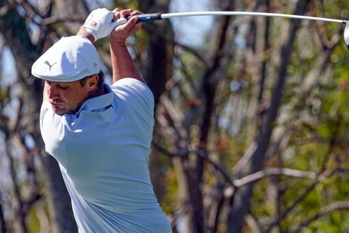 DeChambeau makes big putts to outlast Westwood at Bay Hill