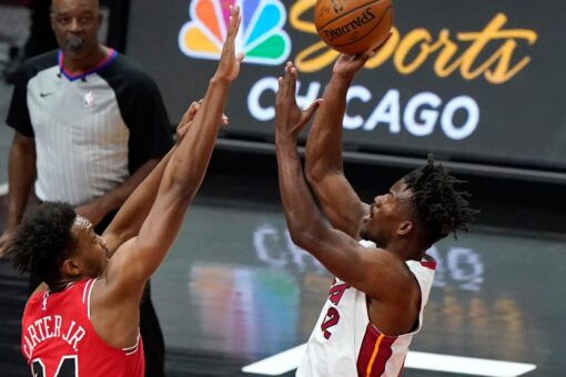 Butler scores 28, Dragic adds 25 as Heat beat Bulls 101-90