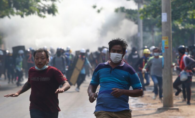 Burma forces continue crackdown on protesters, 4 dead in demonstrations