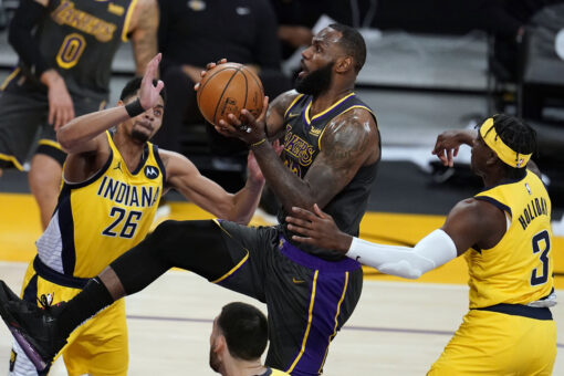 Kuzma leads Lakers’ late surge for 105-100 win over Pacers