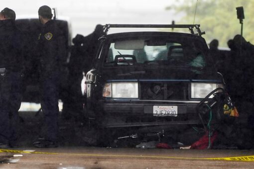 3 die when car hits 9 people in San Diego homeless camp