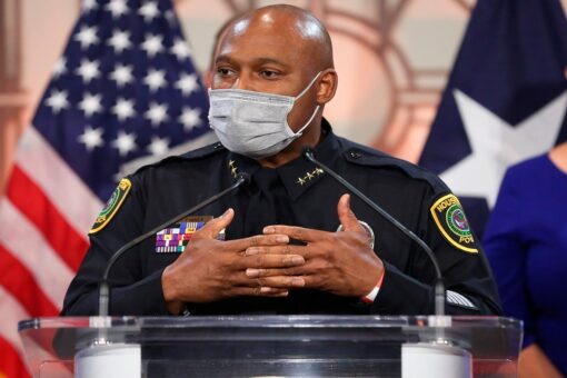 Houston mayor picks replacement for police Chief Art Acevedo