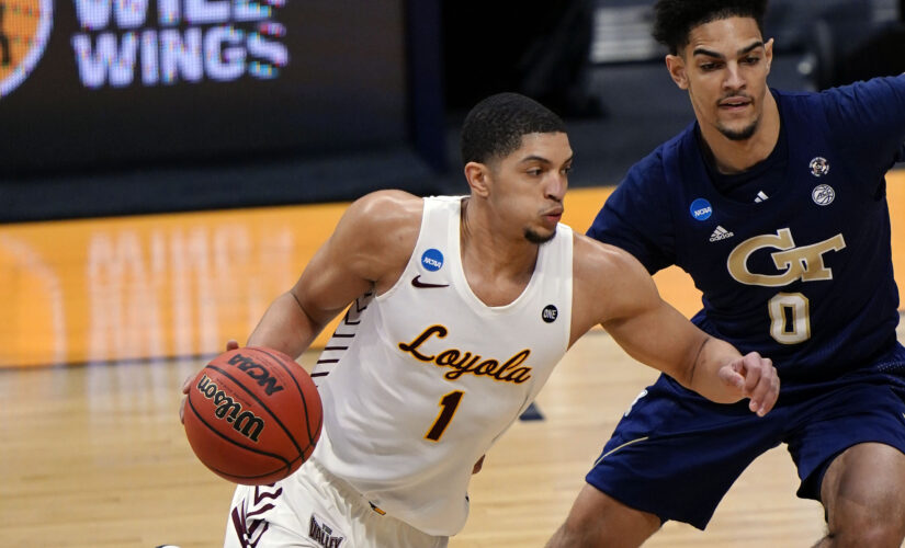 No. 8 seed Loyola holds off No. 9 seed Georgia Tech, 71-60