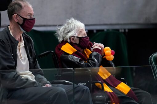 Sister Jean’s pregame prayer inspires Ramblers