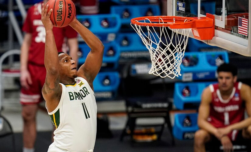 No. 1 seed Baylor beats Wisconsin 76-63 to reach Sweet 16