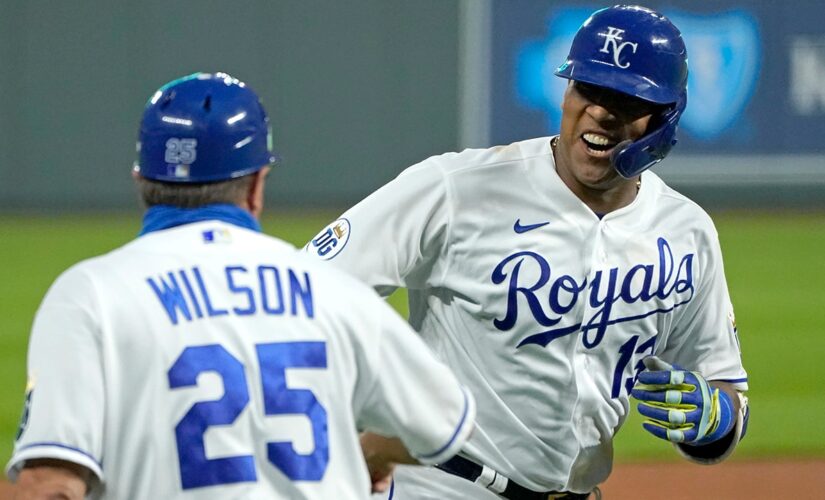 Royals give Pérez 4-year, $82M deal; richest in team history