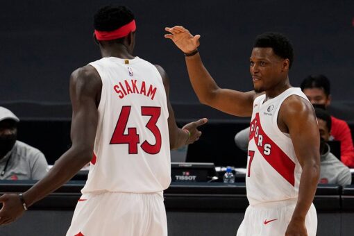 Trade deadline passes, and Kyle Lowry remains with Raptors