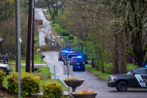Alabama police officer struck by lightning in Florence