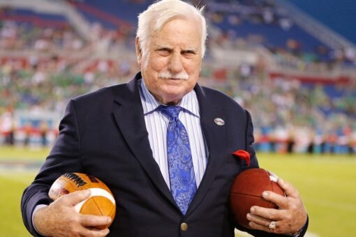Howard Schnellenberger, 87, Miami, Louisville coach, dies