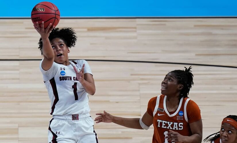 South Carolina drubs Texas 62-34 to reach Final Four